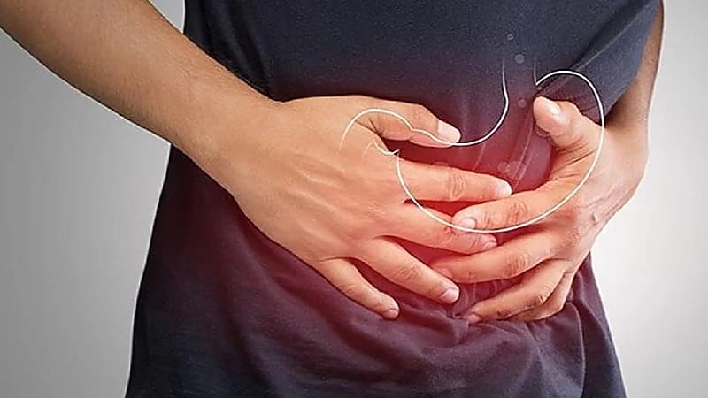 "الذيابي" يوضح الحالات التي يجب فيها إجراء فحص جرثومة المعدة