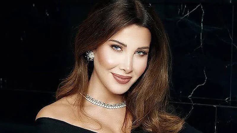 نانسي عجرم تستمتع بوقتها في هولندا برفقة والدتها.. فيديو