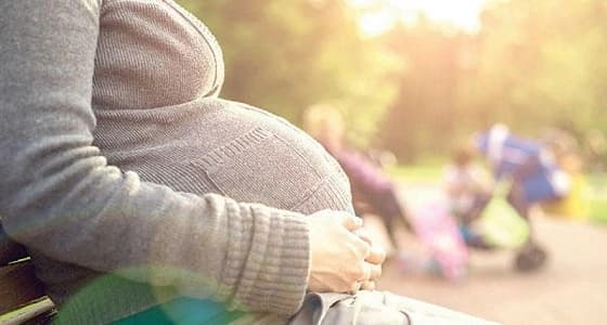 النساء اللاتي تنجبن بعد الـ 25 لديهن فرصة أكبر في الحياة