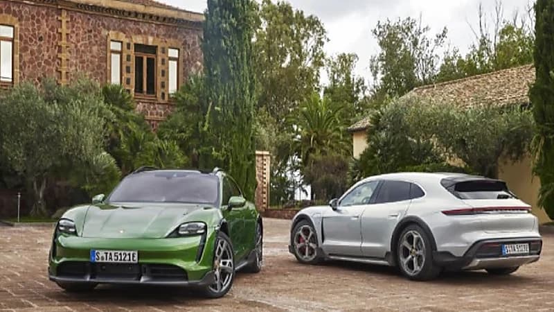 بالصور.. "بورش" تطلق سيارة كهربائية كروس أوفر جديدة من "تايكان"