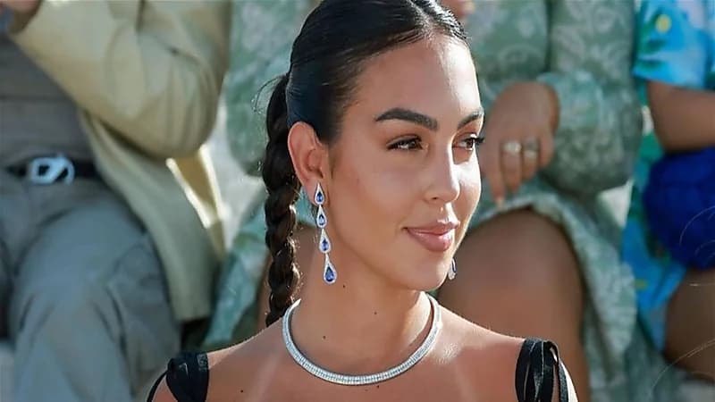 جورجينا تتمرن على رقصة الـ "باتشاتا" خلال عطلتها ..فيديو