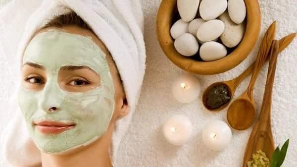 اقنعة طبيعية للتخلص من الكلف والهالات السوداء