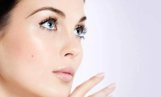 احصلي على شفتين ناعمتين وجذابتين