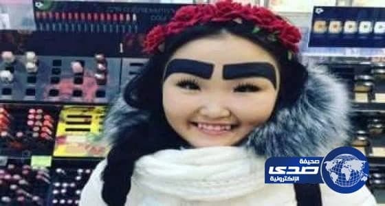 فتاة روسية تكتسب شعبية كبيرة بسبب حواجبها