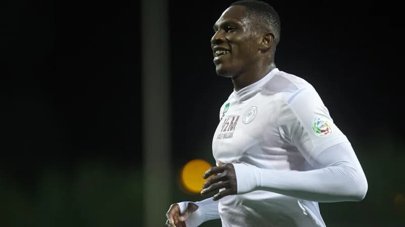 تحديد موقف جون ماري من المشاركة أمام الهلال